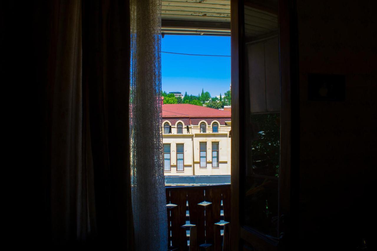 Nino'S Guest House Tbilisi Exterior photo