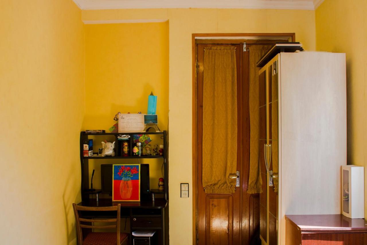 Nino'S Guest House Tbilisi Exterior photo